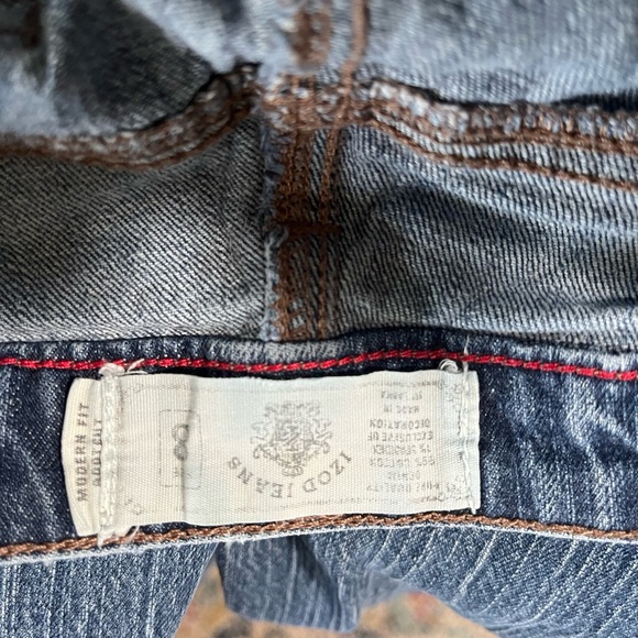 IZod Women Jeans in Size 8 - Picture 3 of 4